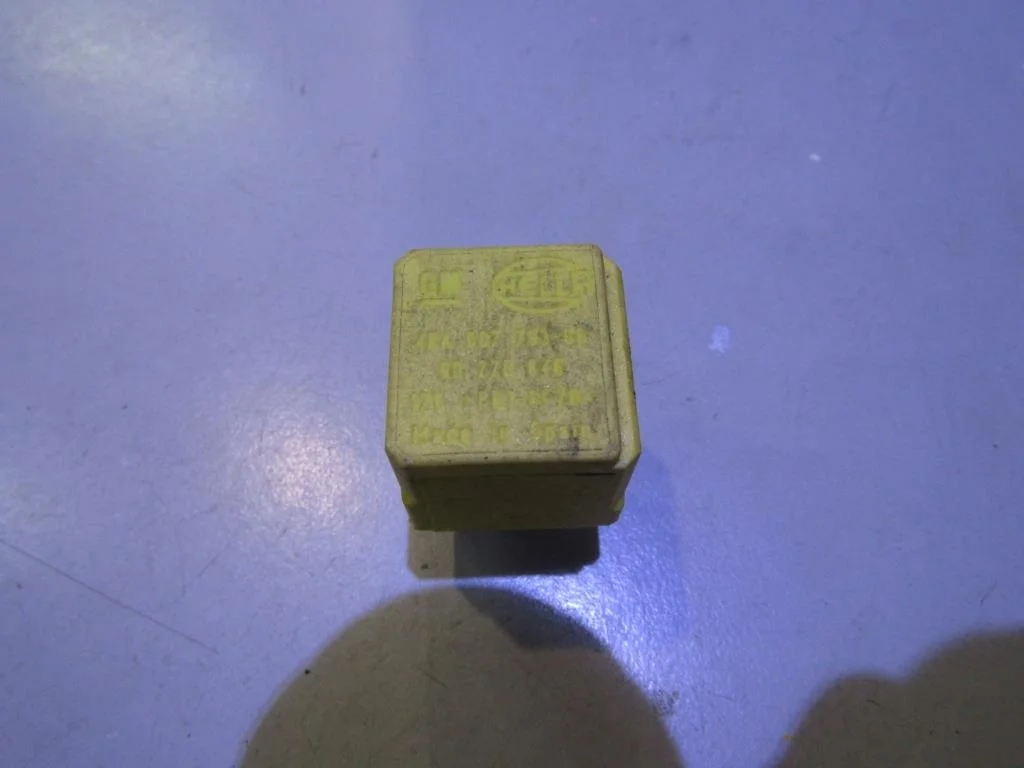 Реле свечей накала Opel Astra G 1998-2005  [90226846]  в Вологде