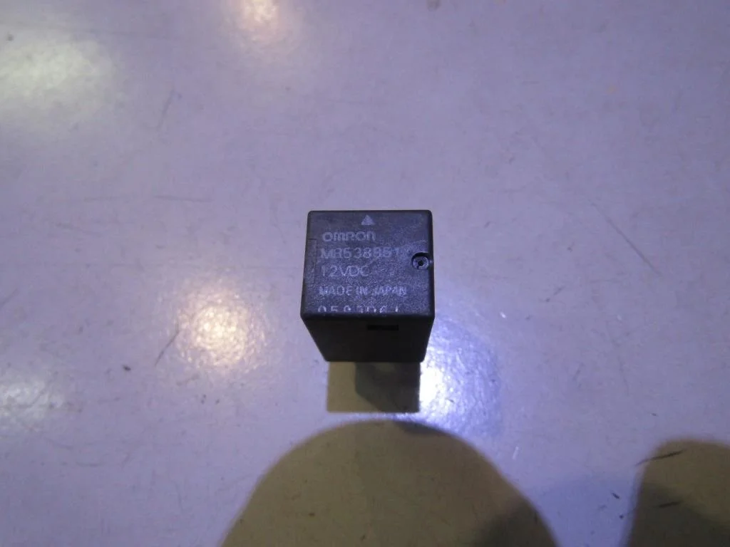 Реле Mitsubishi Lancer (CS) 2003-2006  [MR538851]  в Вологде