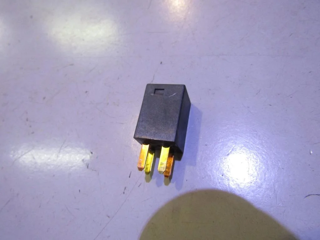 Реле Mitsubishi Lancer (CS) 2003-2006  [MR538851]  в Вологде