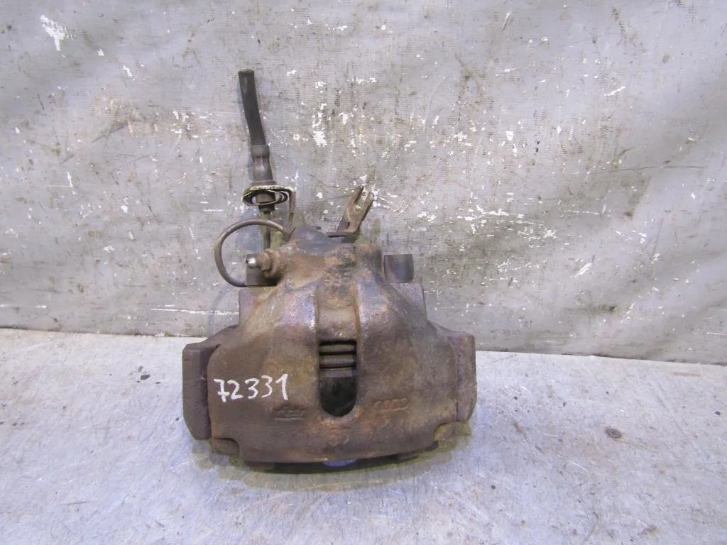 Суппорт передний правый Audi 100 (C4) 1991-1994  [4A0615124]  в Вологде