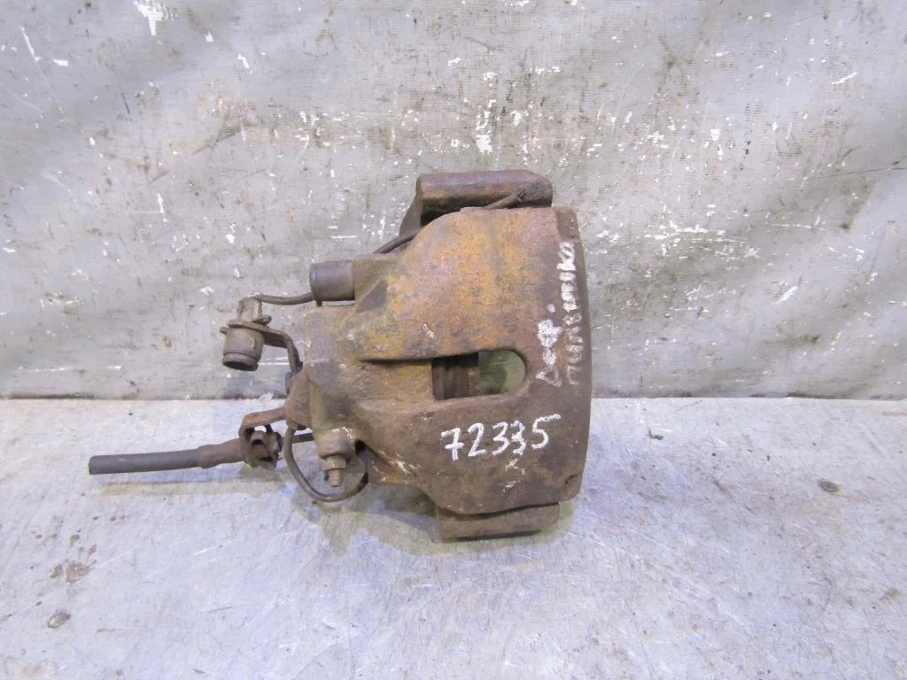 Суппорт передний правый Audi 100 (C4) 1991-1994  [4A0615124]  в Вологде