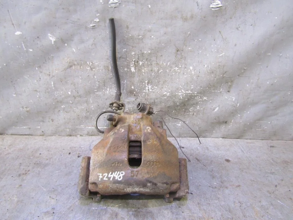 Суппорт передний правый Audi 100 (C4) 1991-1994  [4A0615124]  в Вологде