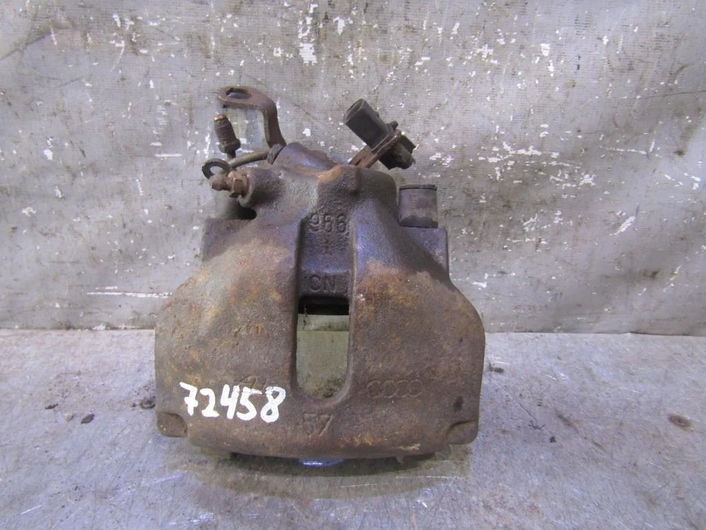 Суппорт передний правый Audi 100 (C4) 1991-1994  [4A0615124]  в Вологде