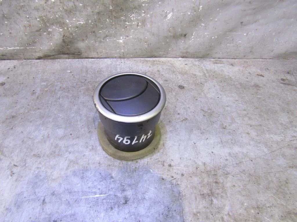 Дефлектор воздушный Mazda Mazda 3 (BK) 2002-2009  [BP4K64730B]  2.3 MZR DISI Turbo в Вологде