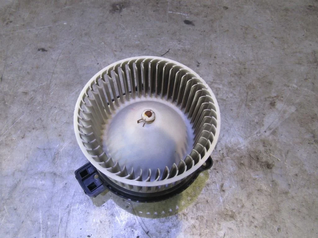 Моторчик печки Mazda Mazda 6 (GH) 2007-2012  [GS1D61B10]  2.0L LF17 в Вологде