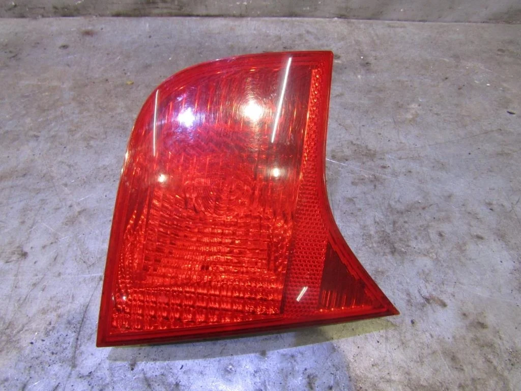 Фонарь задний внутренний левый Audi A4 (B7) 2005-2007  [8E5945093]  в Вологде
