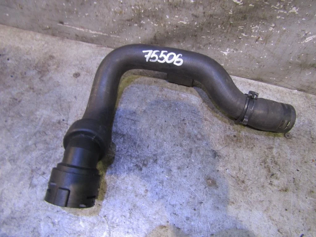 Патрубок радиатора Audi A4 (B7) 2005-2007  [8E0121101C]  в Вологде