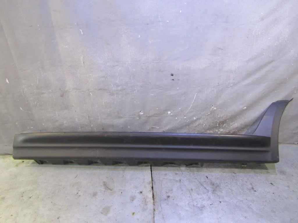 Накладка на порог (наружная) BMW X3 E83 2004-2010  [51713401809]  в Вологде