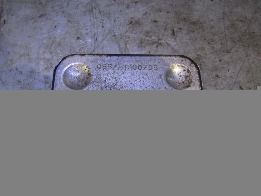 Радиатор масляный VW Touareg 2002-2010  [077117021P]  4.2 V8 AXQ в Вологде