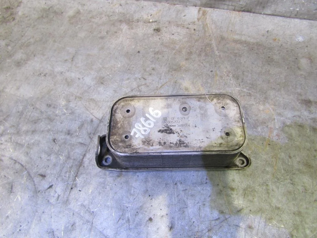 Радиатор масляный Mercedes Benz W211 E-Klasse 2002-2009  [2721880001]  3.5 в Вологде