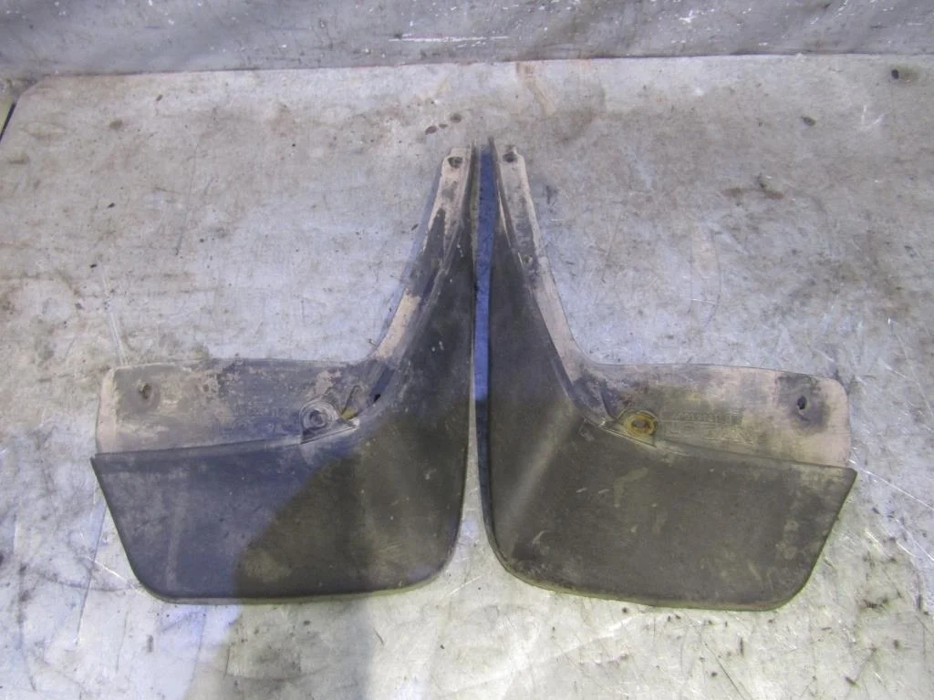 Брызговик задний (к-кт) Renault Logan 2005-2014  [6001998164]  1.4. 8V K7J710 в Вологде