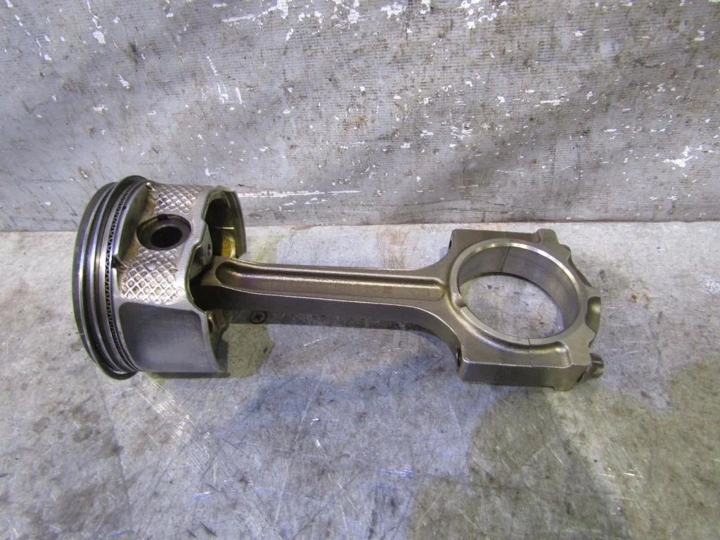 Шатун Mazda Mazda 3 (BK) 2002-2009  [L3Y211010]  2.3 НЕ ТУРБО в Вологде