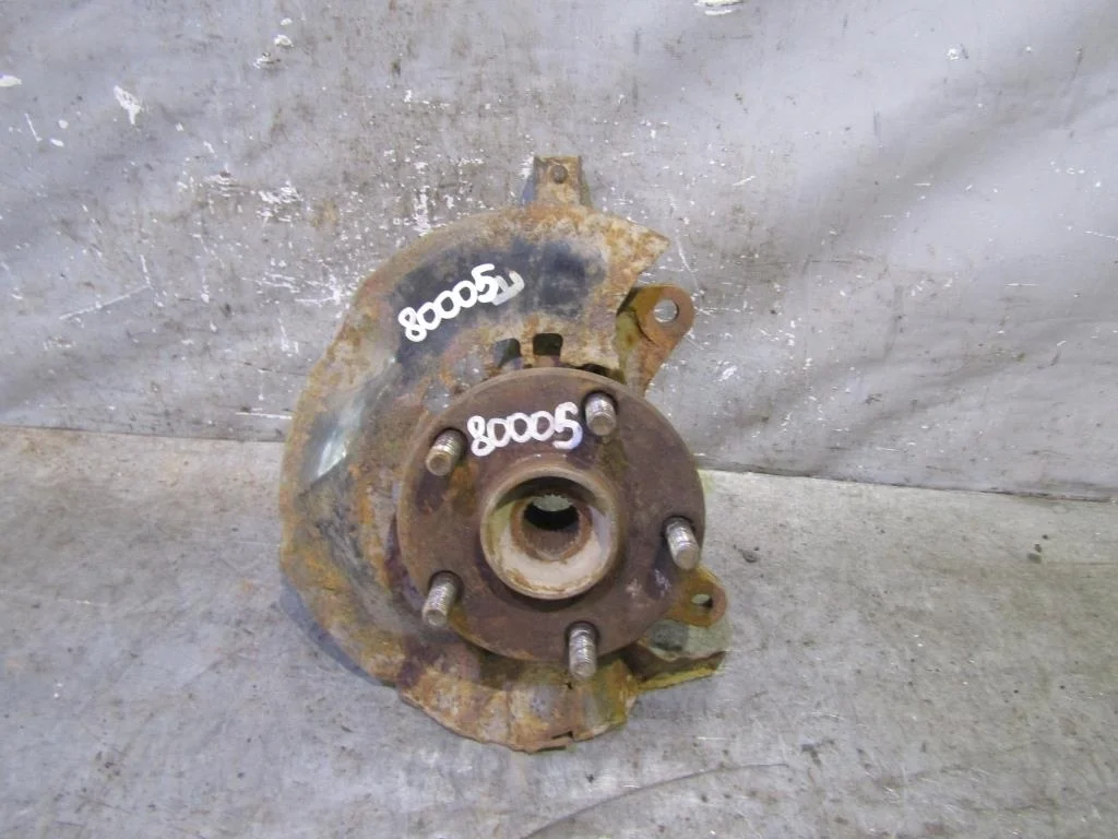 Кулак поворотный передний правый Toyota Camry CV3 2001-2006  [4321139045]  2.4 16V 	2AZFE в Вологде