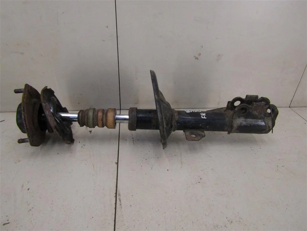 Амортизатор передний правый Toyota Camry CV3 2001-2006  [4851080039]  2.4 16V 	2AZFE в Вологде