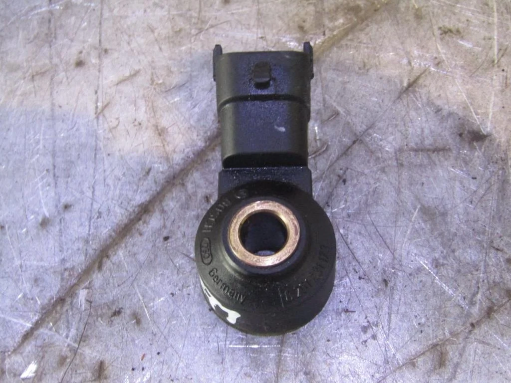 Датчик детонации Porsche Cayenne 2003-2010  [99760612100]  4.8 V8 M4851 (500 HP) в Вологде