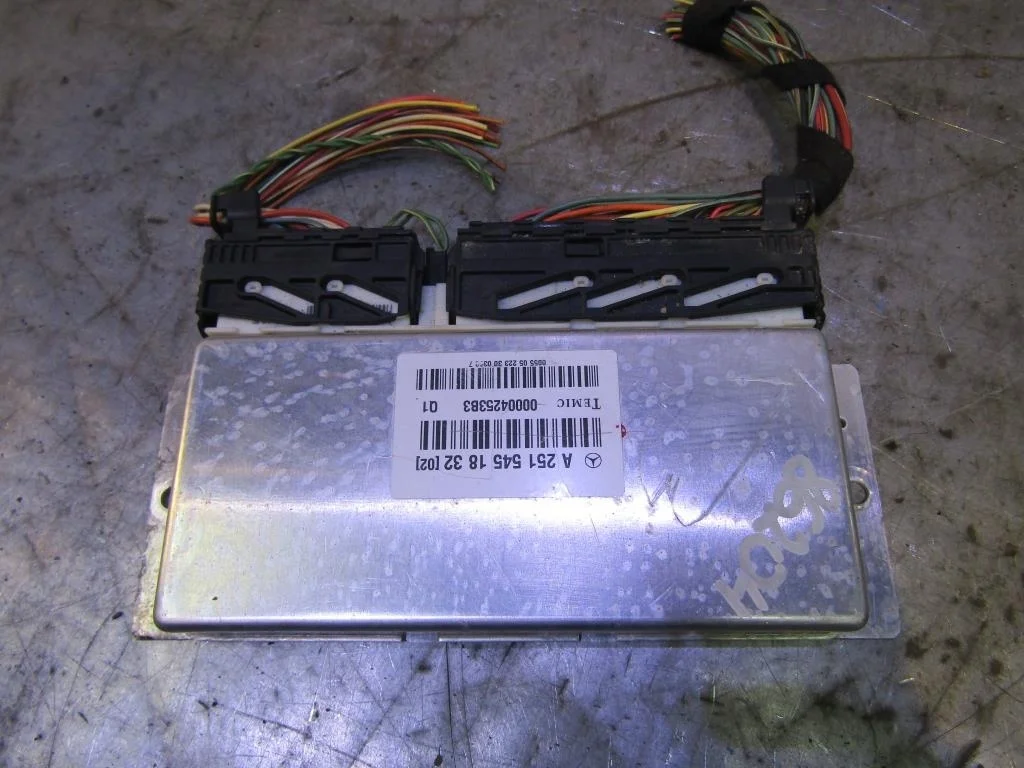 Блок электронный Mercedes Benz W251 R-Klasse 2005-нв  [A2515451832]  M113.971 в Вологде