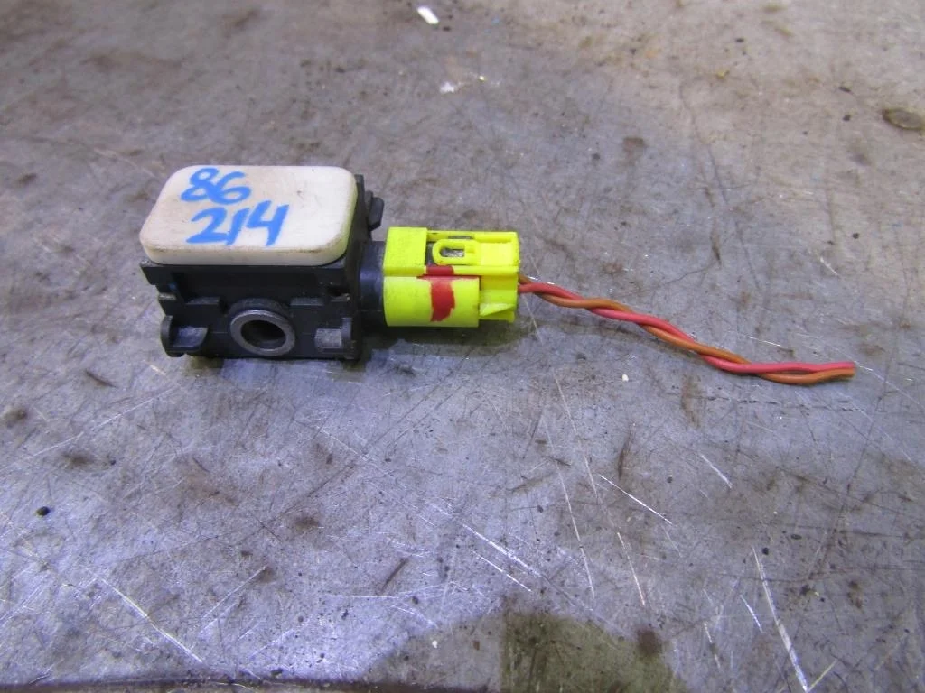 Датчик AIR BAG Mercedes Benz W251 R-Klasse 2005-нв  [A0038202826]  M113.971 в Вологде