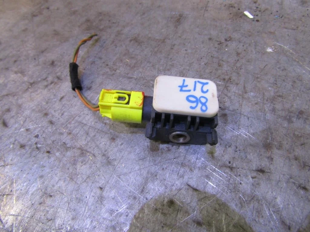 Датчик AIR BAG Mercedes Benz W251 R-Klasse 2005-нв  [A0038202826]  M113.971 в Вологде