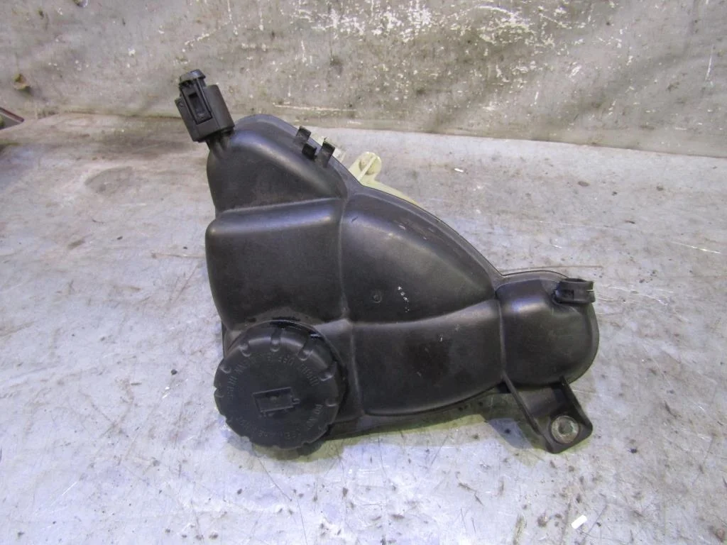 Бачок расширительный Mercedes Benz W251 R-Klasse 2005-нв  [A2515000049]  M113.971 в Вологде