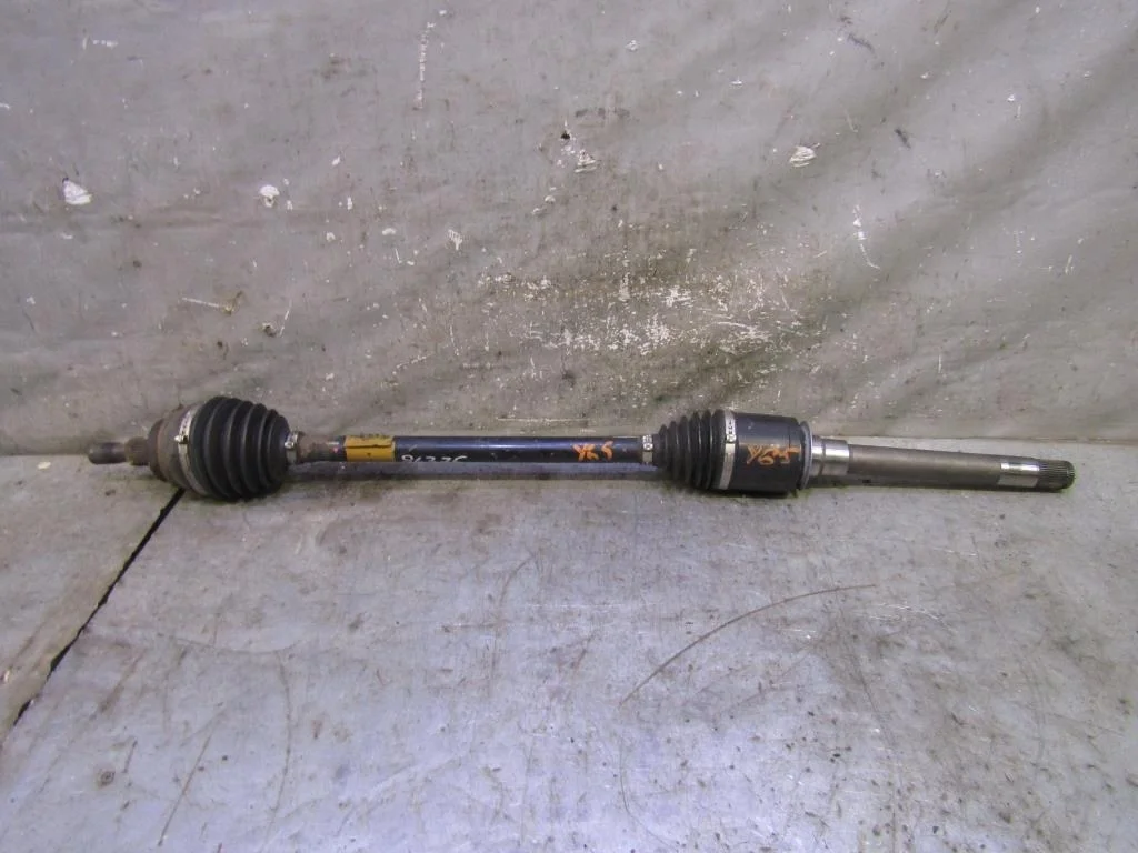 Полуось передняя правая Mercedes Benz W251 R-Klasse 2005-нв  [A2513301401]  M113.971 в Вологде