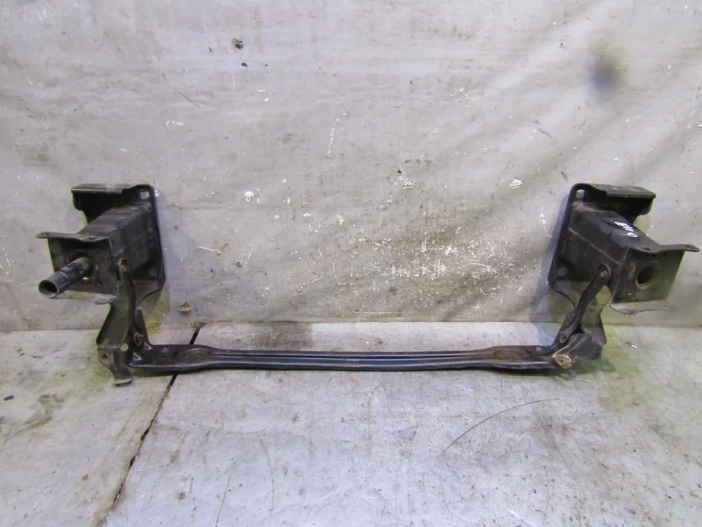 Балка подрадиаторная Mercedes Benz W251 R-Klasse 2005-нв  [A2516201234]  M113.971 в Вологде