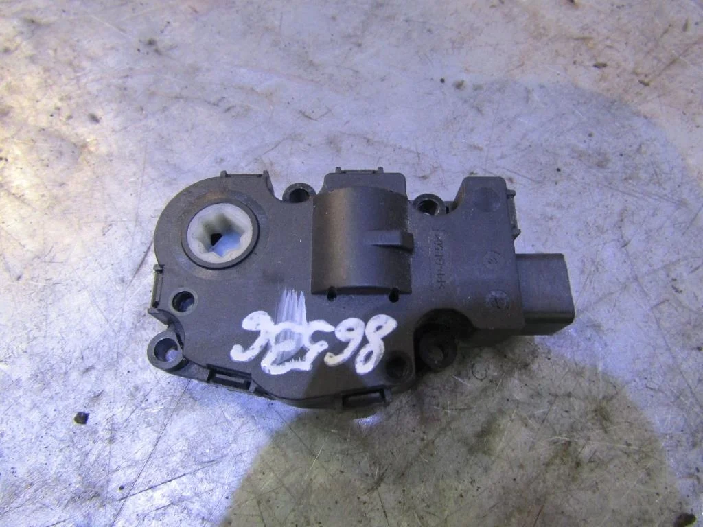 Моторчик заслонки печки Mercedes Benz W251 R-Klasse 2005-нв  [A1669060008]  M113.971 в Вологде