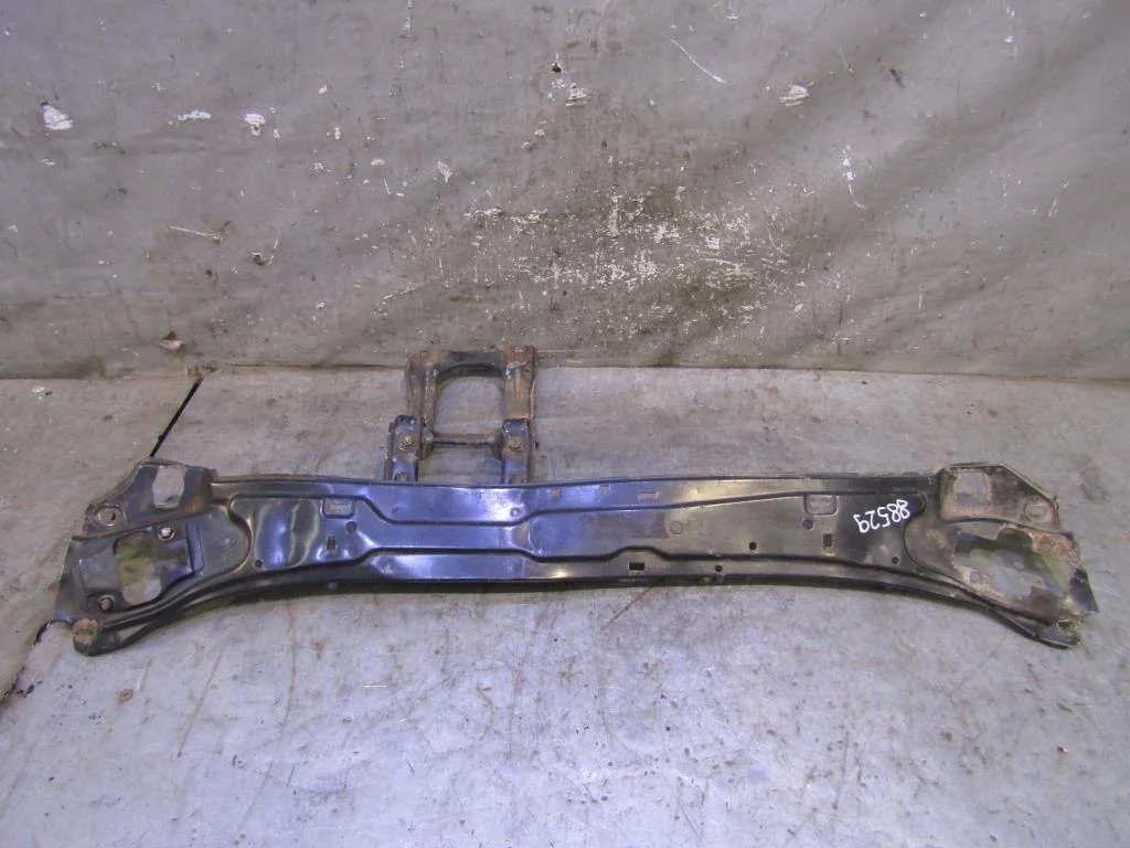 Панель передняя Mercedes Benz W203 2000-2006  [A2036204372]  2.0 M111.955 в Вологде