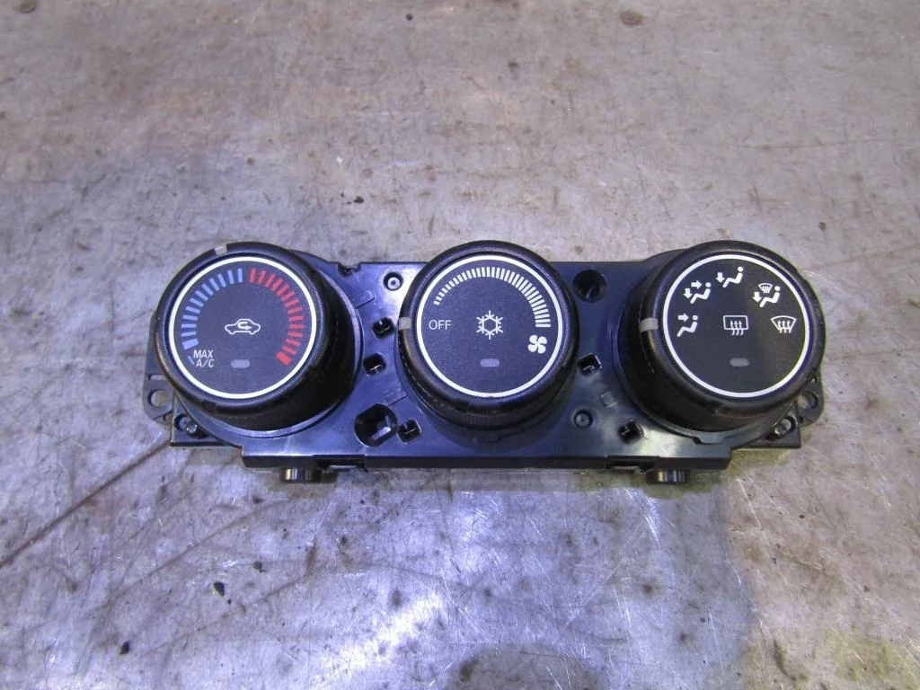 Блок управления климатической установкой Mitsubishi Outlander XL (CW) 2006-2012  [7820A073XA]  3.0 24V 6B31 в Вологде