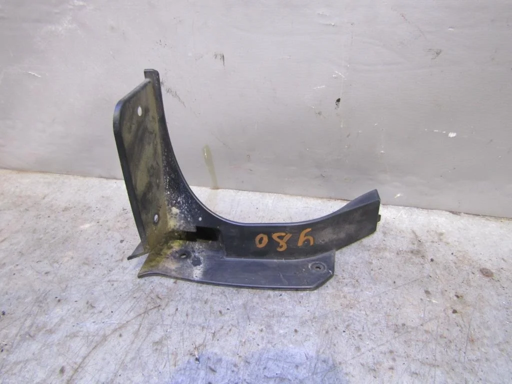 Кронштейн заднего бампера правый Mitsubishi Outlander XL (CW) 2006-2012  [6415A016]  3.0 24V 6B31 в Вологде