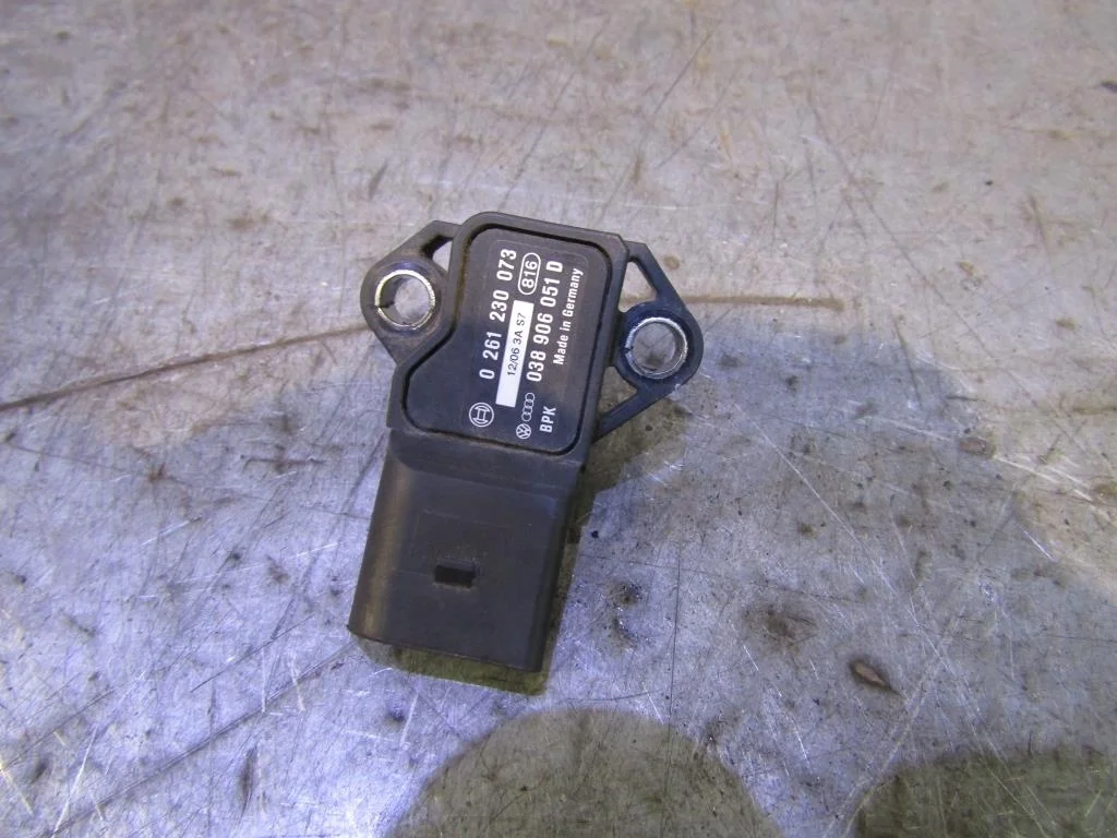 Датчик абсолютного давления Audi A6 (C6,4F) 2005-2011  [038906051D]  в Вологде