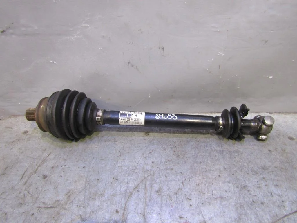 Полуось передняя правая Audi A6 (C6,4F) 2005-2011  [4F0407272H]  в Вологде
