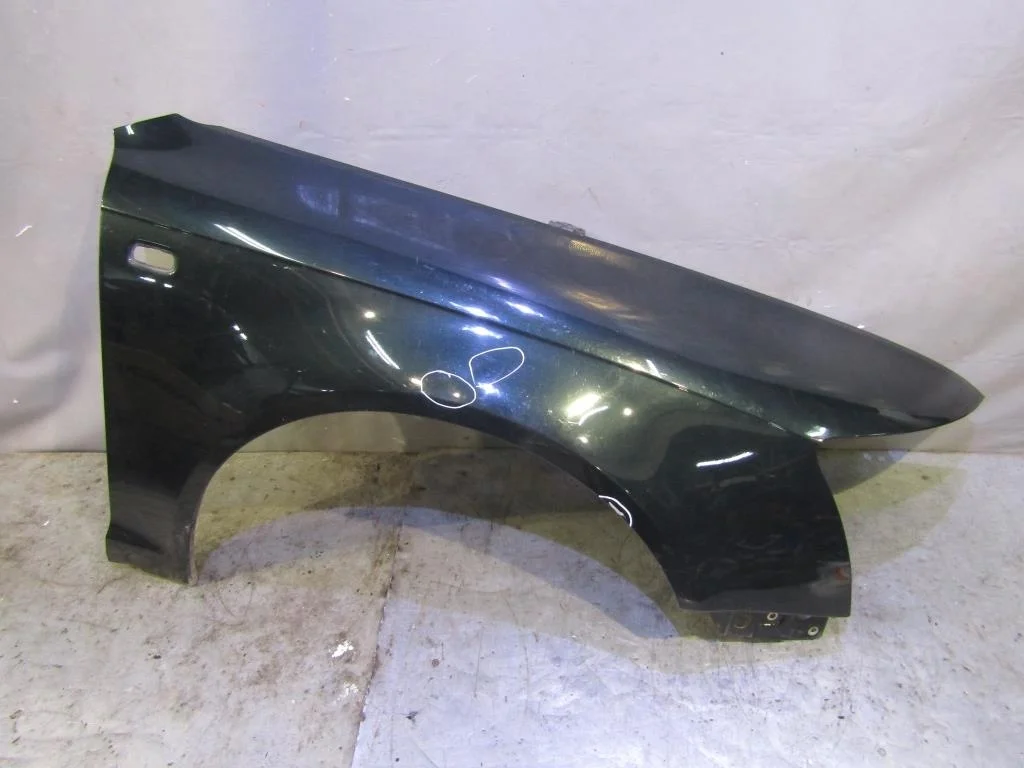 Крыло переднее правое Audi A6 (C6,4F) 2005-2011  [4F0821104A]  в Вологде