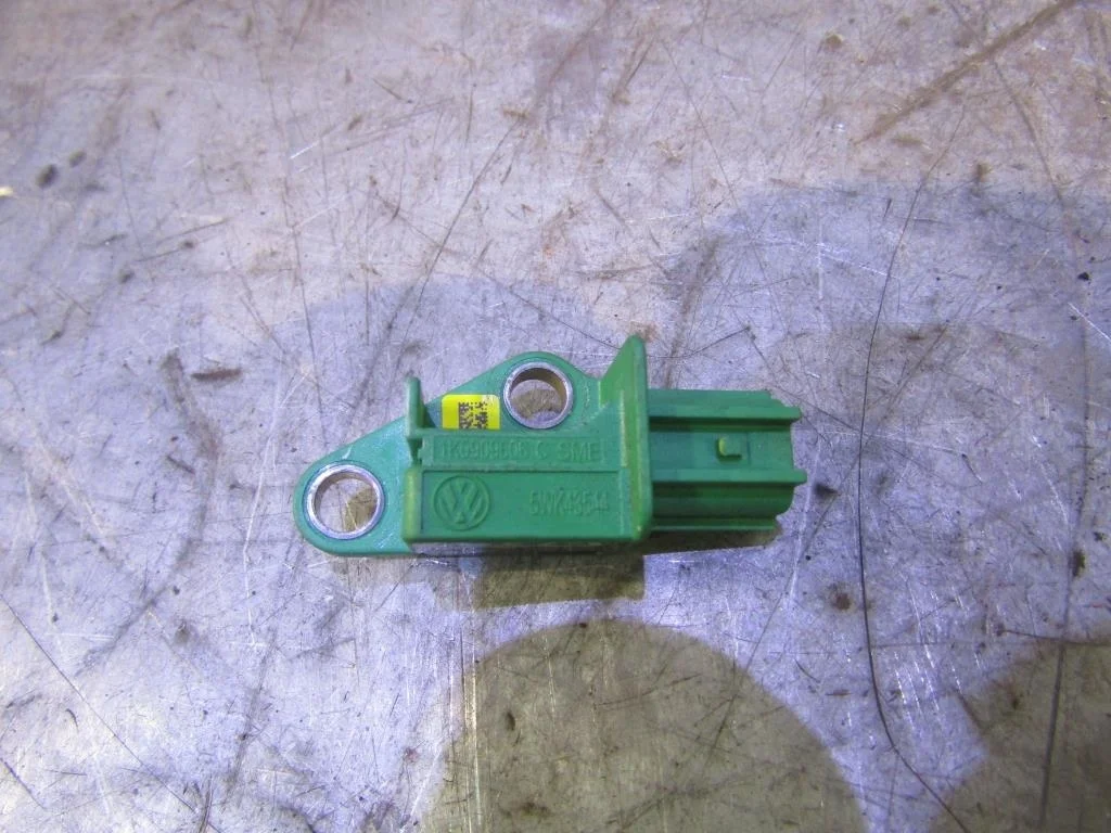 Датчик AIR BAG Audi A6 (C6,4F) 2005-2011  [1K0909606C]  в Вологде