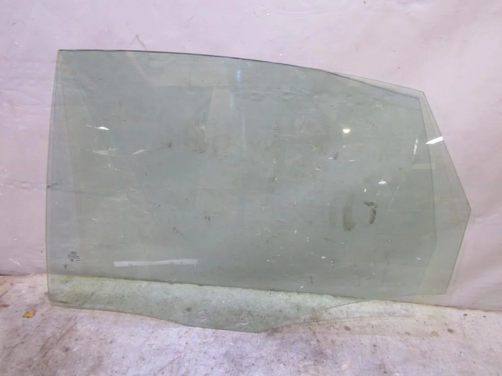 Стекло двери задней левой Audi A6 (C6,4F) 2005-2011  [4F5845205]  в Вологде