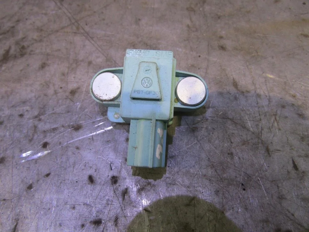 Датчик AIR BAG Audi A6 (C6,4F) 2005-2011  [4F0955557]  в Вологде