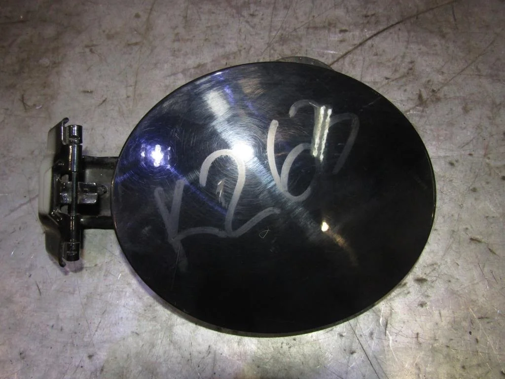 Лючок бензобака Mazda Mazda 6 (GH) 2007-2012  [GS1D42410A]  2.0L LF17 в Вологде