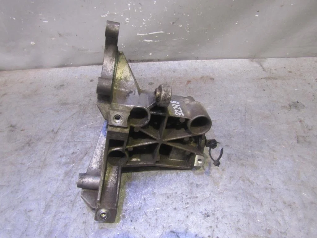 Кронштейн гидроусилителя Audi Allroad quattro 2005-2012  [059145169AD]  2.7TDI BPP в Вологде