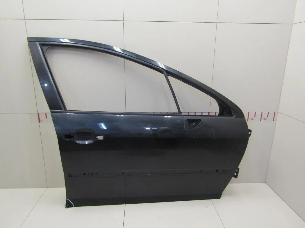 Дверь передняя правая Peugeot 407 2004-2010  [9004AQ]  в Вологде