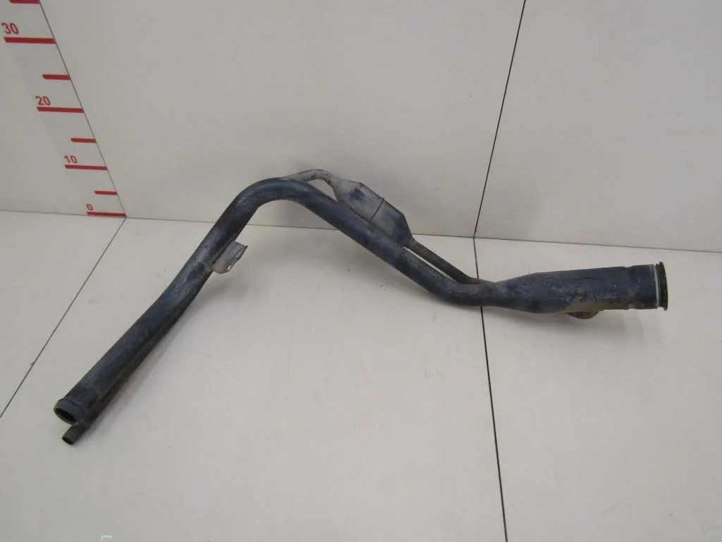 Горловина топливного бака Chevrolet Cruze 2009-2016  [13260936]  1.6 F16D3 в Вологде