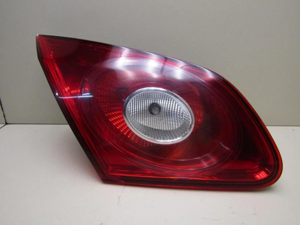 Фонарь задний внутренний левый VW Passat CC 2008-нв  [3C8945093F]  2.0 CCT в Вологде