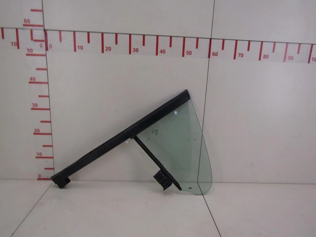 Стекло двери задней левой (форточка) VW Passat CC 2008-нв  [3C8839613H]  2.0 CCT в Вологде