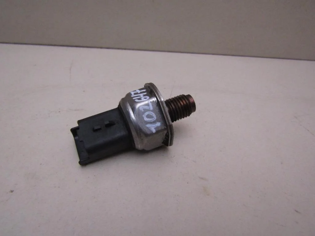 Датчик давления топлива Ford Mondeo IV 2007-2015  [9658227880]  2.0 AZBA в Вологде