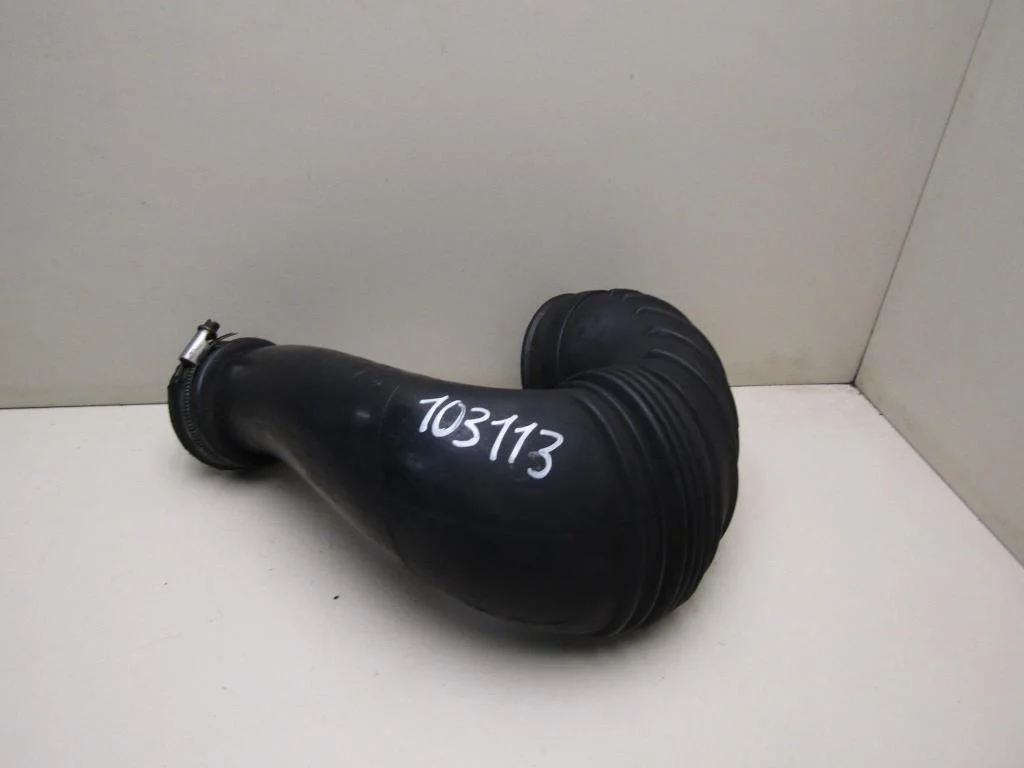 Патрубок воздушного фильтра Mercedes Benz W203 2000-2006  [A6460940297]  2.2 OM 646 в Вологде