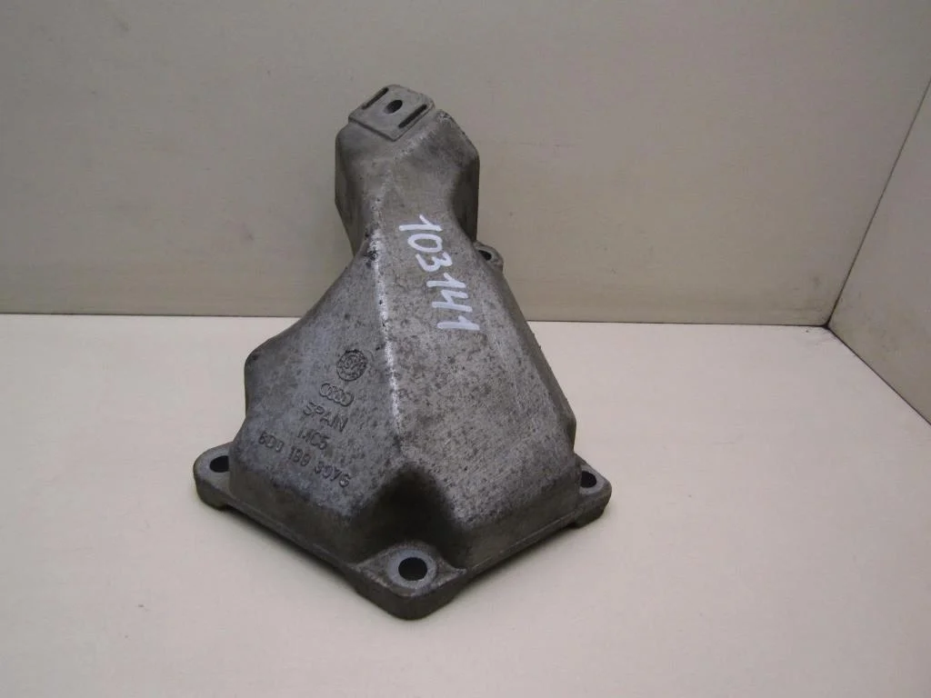 Кронштейн двигателя левый Audi A6 (C5) 1997-2004  [8D0199307G]  2.8 в Вологде