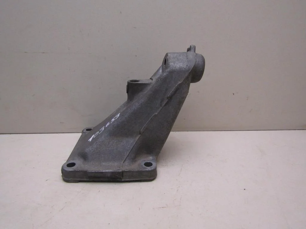 Кронштейн двигателя левый Mercedes Benz C208 CLK coupe 1997-2002   [A1112230904]  в Вологде