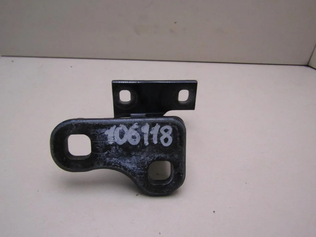 Петля двери BMW 7-серия E65\E66 2001-2008  [41517176860]  4.0  N62N в Вологде