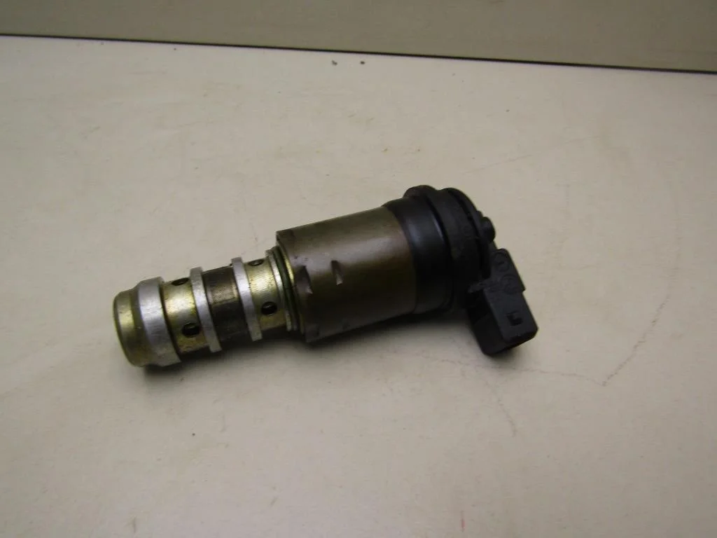 Клапан электромагн. изменения фаз ГРМ BMW 7-серия E65\E66 2001-2008  [11367560462]  4.0  N62N в Вологде