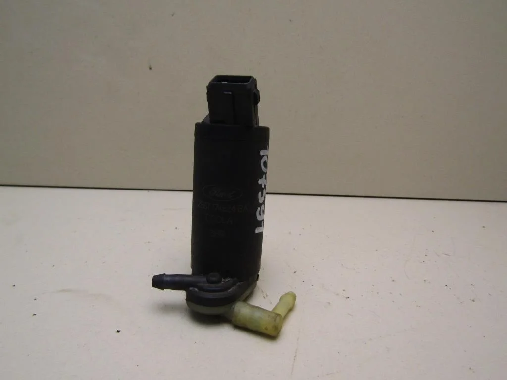 Насос омывателя Mercedes Benz GLC-Class X253 2015>  [2S6T17K624BA]  2.1 OM 651.921 в Вологде