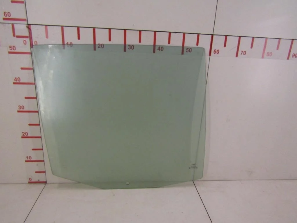 Стекло двери задней правой Ford Fusion 2002-2012  [1214358]  1.4Л. 8V  в Вологде