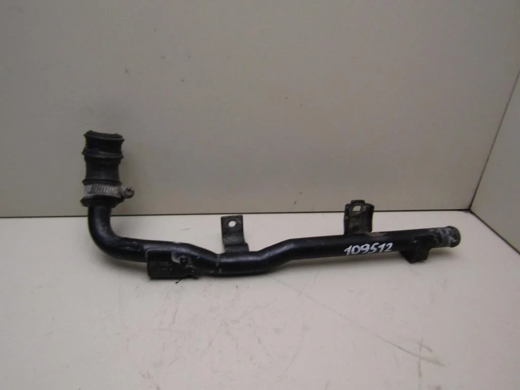 Трубка вентиляционная VW Passat (B5+) 2000-2005  [06B133607B]  1.8T AWM в Вологде